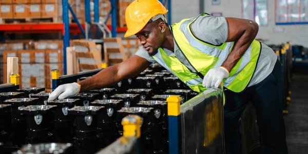 Comment devenir un expert en gestion de la transition énergétique pour les entreprises industrielles ?